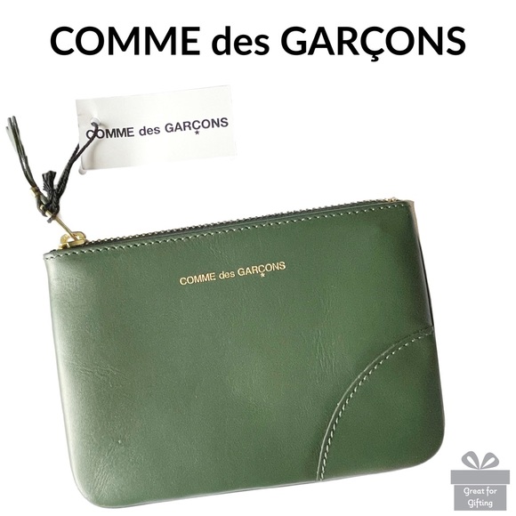 Comme des Garcons Other - COMME des GARÇONS 🆕 *Host Pick* Classic Leather Wallet • Bottle Green • BNIB